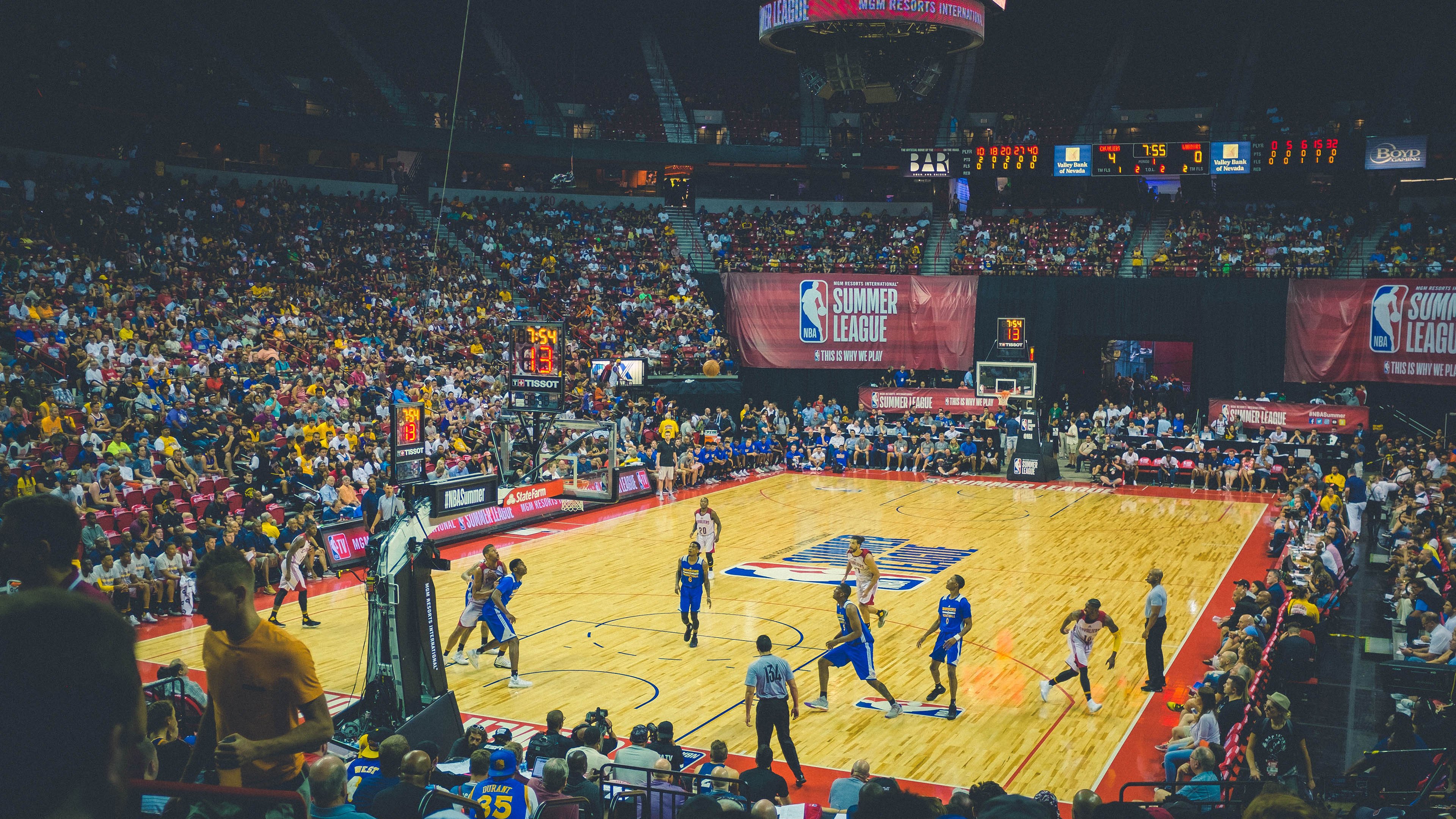 特色篮球电影在全国上映，弘扬运动精神与文化价值，篮球题材电影